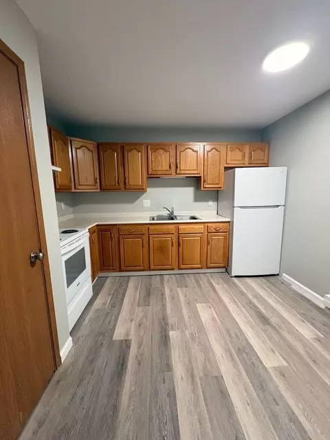9766 Rosehill Rd, Berrien Springs, MI 49103