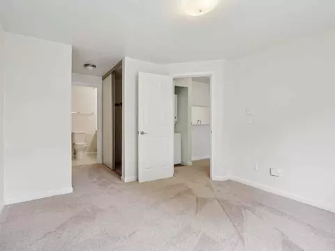 15606 NE 40th St #BLDG Z, Redmond, WA 98052 photo 13