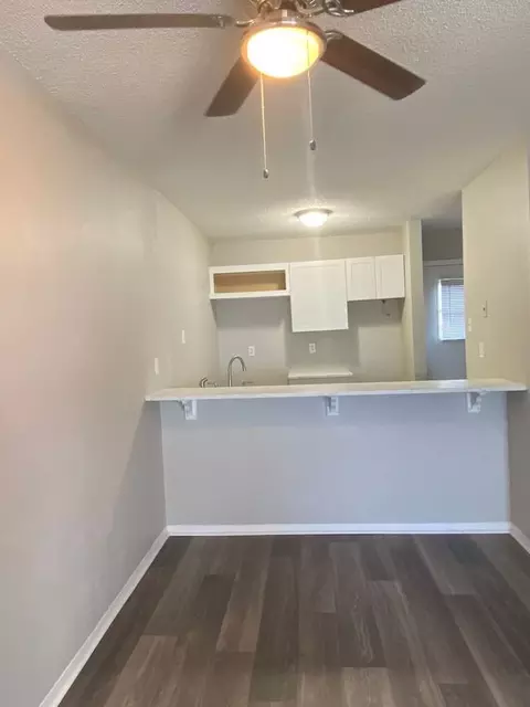 300 Indianhead Cv, Sherwood, AR 72120