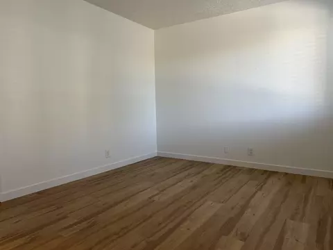 12340 Candelaria Rd NE, Albuquerque, NM 87112