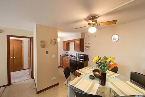 220 E North Ave, Addison, IL 60101