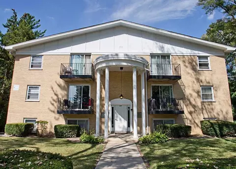 220 E North Ave, Addison, IL 60101