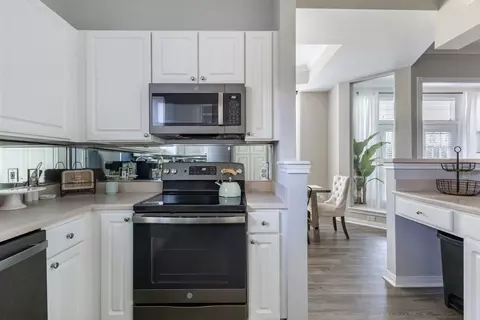 1800 S Brentwood Blvd, Brentwood, MO 63144