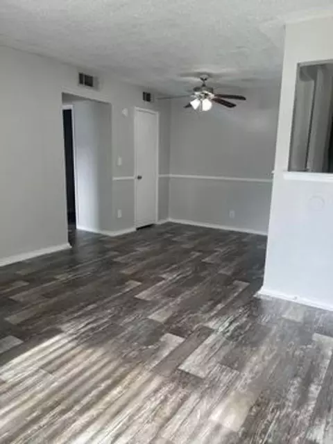 1337 E 61st St, Tulsa, OK 74136