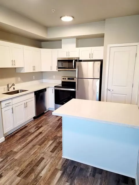 4329 S Cedar St, Tacoma, WA 98409