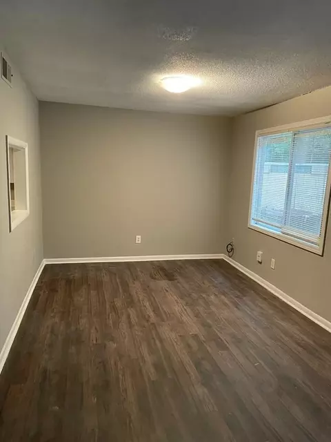 3417 Cobbs Ferry Dr, Decatur, GA 30032