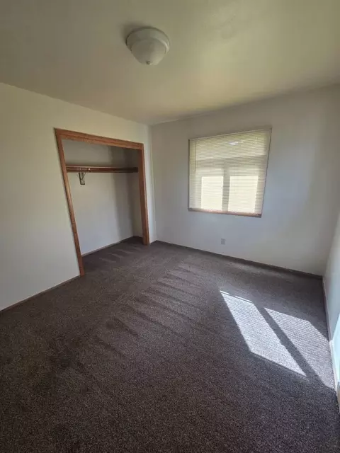 6600 N 77th St, Milwaukee, WI 53223