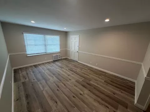 1241 E Harvard St, Glendale, CA 91205 photo 3