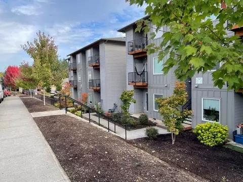 640 River Valley Dr NW, Salem, OR 97304