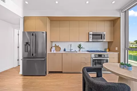 1550 Lincoln Blvd, Santa Monica, CA 90401
