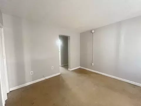 1210 NW 2nd Ave, Miami, FL 33136 photo 2