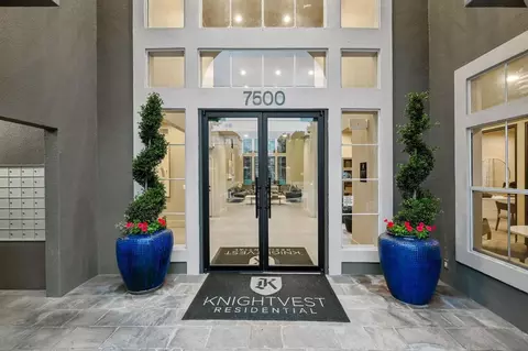 7500 Kirby Dr, Houston, TX 77030 photo 4