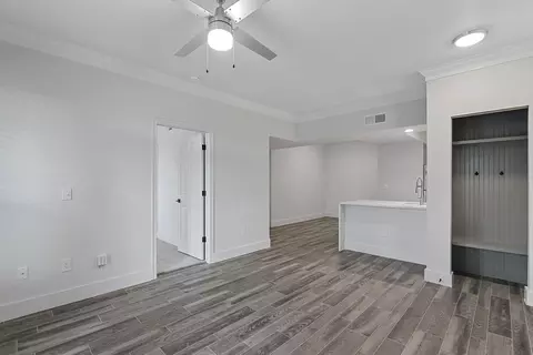 7500 Kirby Dr, Houston, TX 77030 photo 12