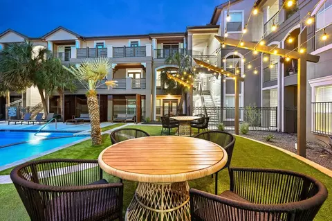 7500 Kirby Dr, Houston, TX 77030 photo 18