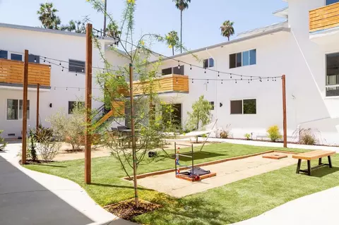 4959 Romaine St, Los Angeles, CA 90029