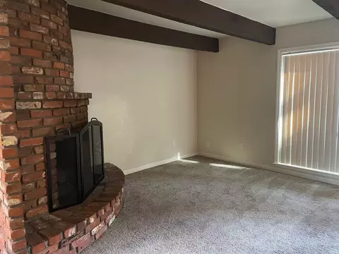 2721 F St, Sacramento, CA 95816