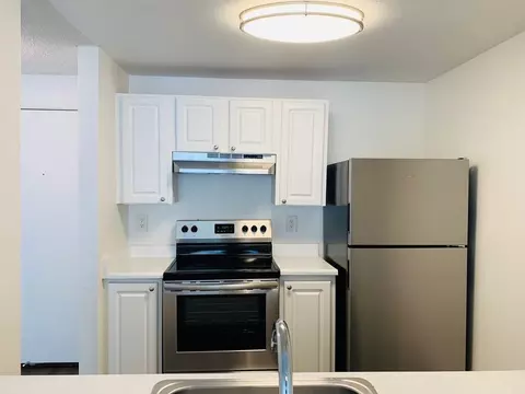 11300 3rd Ave NE, Seattle, WA 98125