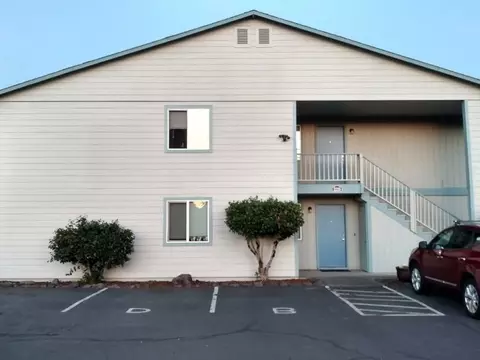 2229 Hawthorne St, Forest Grove, OR 97116