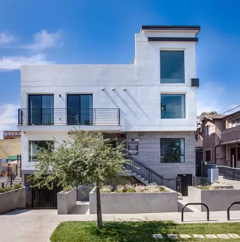 4255 Lockwood Ave, Los Angeles, CA 90029