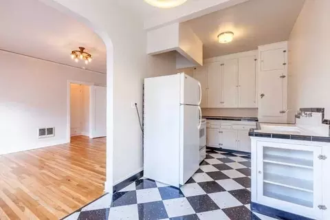 2503 NW Raleigh St, Portland, OR 97210