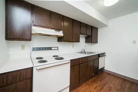 130 Sunnyhill Dr, Beaver Falls, PA 15010