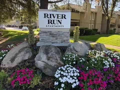 1101 Farmington Dr, Vacaville, CA 95687 photo 3