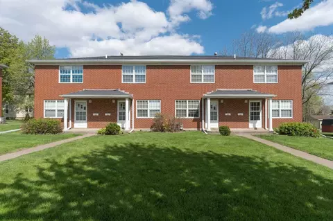 1902 1924 Campus St #1902-1902, Cedar Falls, IA 50613
