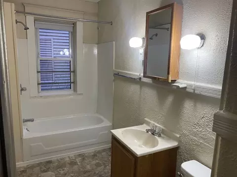 290 Sumner Ave, Springfield, MA 01108 photo 5