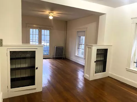 290 Sumner Ave, Springfield, MA 01108