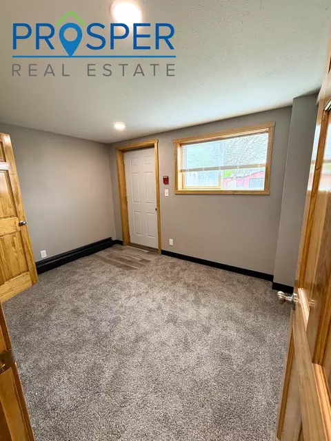 3511 Stein Blvd, Eau Claire, WI 54701 photo 3