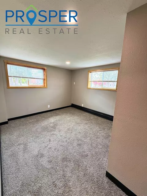 3511 Stein Blvd, Eau Claire, WI 54701 photo 5