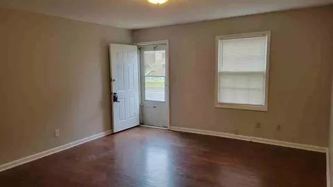 787 Old Hickory Blvd, Jackson, TN 38305