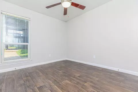 3035 W Pentagon Pkwy, Dallas, TX 75233 photo 19