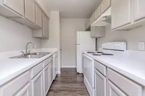 3035 W Pentagon Pkwy, Dallas, TX 75233 photo 17
