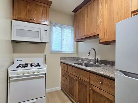 623 Buckeye St, Redwood City, CA 94063