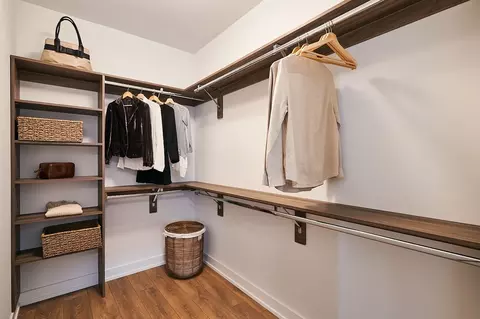 228 W Hill St, Chicago, IL 60610 photo 6