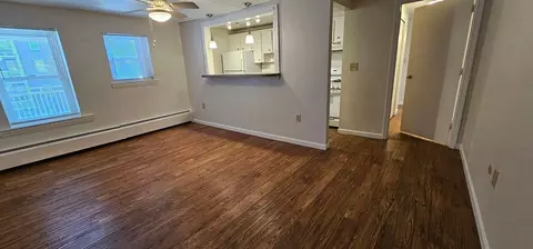 32 Mulsey St, Manchester, NH 03101