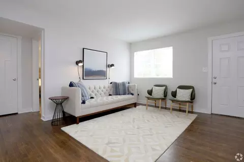 1073 Hollywood Rd NW, Atlanta, GA 30318