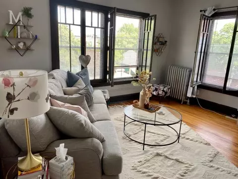 136 Western Ave N, Saint Paul, MN 55102