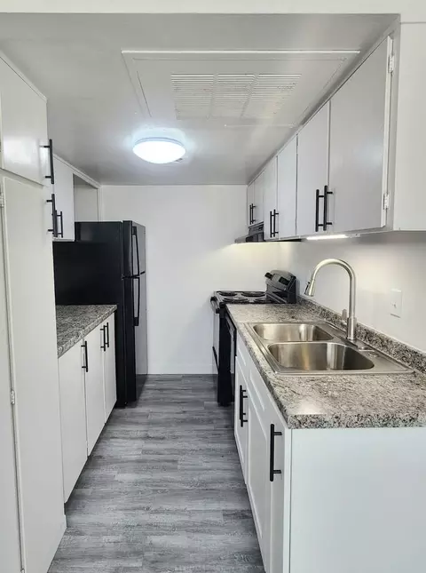 4404 W Bethany Home Rd, Glendale, AZ 85301
