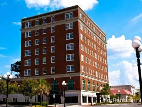 402 N Main St, Anderson, SC 29621