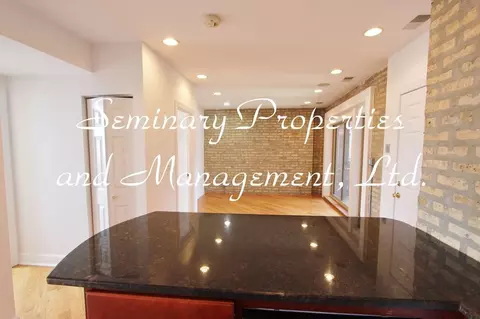 5653 N Magnolia Ave, Chicago, IL 60660