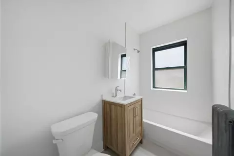 2330 N Spaulding Ave, Chicago, IL 60647 photo 32