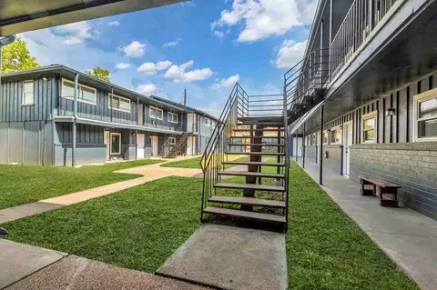 4706 Yellowstone Blvd, Houston, TX 77021