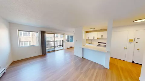 323 Belmont Ave E, Seattle, WA 98102