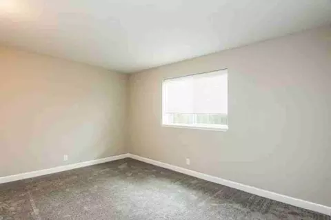 7938 SW 35th Ave, Portland, OR 97219