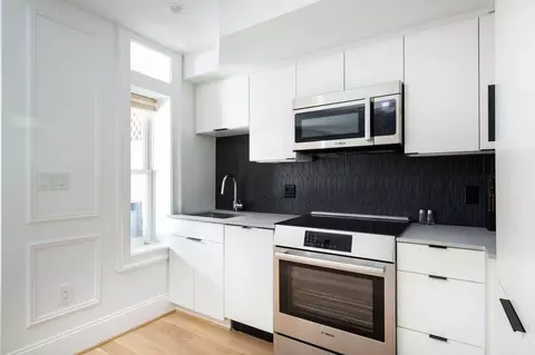 1503 Vermont Ave NW, Washington, DC 20005 photo 3