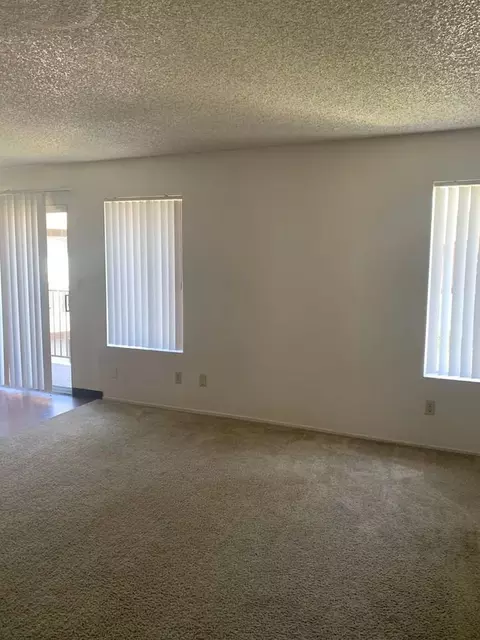 3762 N Cedar Ave, Fresno, CA 93726