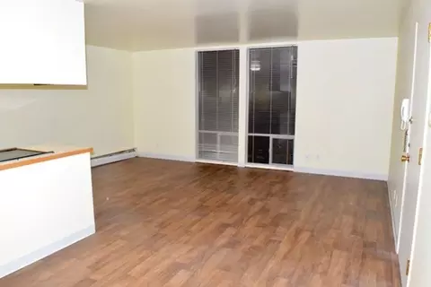 711 2nd Ave N, Seattle, WA 98109