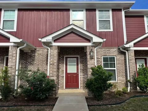 1655 S Kennedy Ave, Tyler, TX 75701